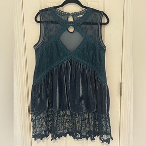 POL Emerald Green Crushed Velvet & Lace Tunic/Mini Dress